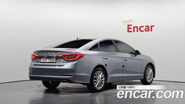 Hyundai Sonata LPI Premium Special — пробег 124 713 км — фото 2 из 5