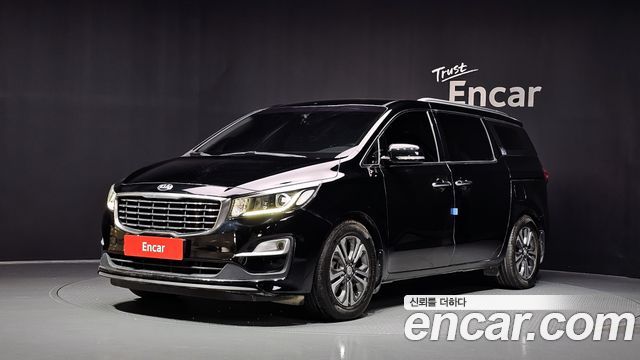 Kia Carnival 11-Seater Prestige — пробег 113 410 км — фото 1 из 5