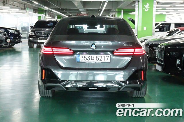 BMW 5-Series 520i M Sport — пробег 37 583 км — фото 4 из 5