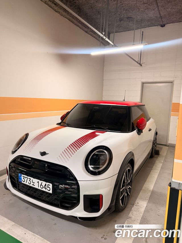 Mini Cooper JCW — пробег 100 км — фото 2 из 5