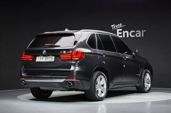 BMW X5 xDrive 30d — пробег 106 833 км — фото 2 из 5