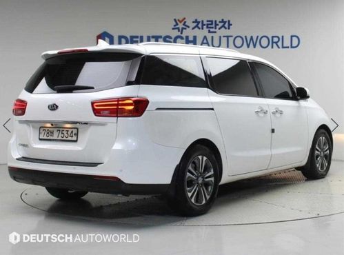 Kia Carnival 11-Seater Prestige — пробег 216 917 км — фото 3 из 3