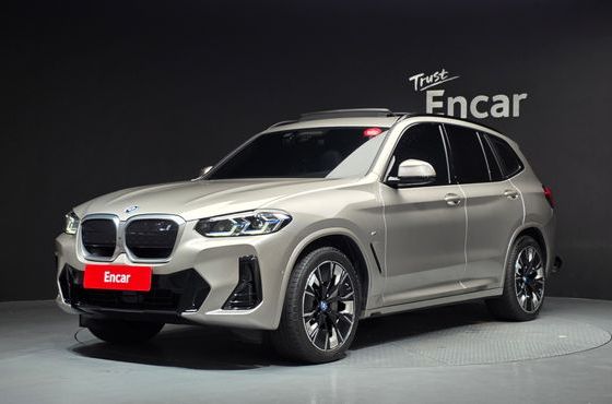BMW iX3 M Sports — пробег 9 437 км — фото 1 из 5