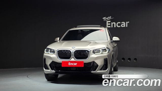 BMW iX3 M Sports — пробег 9 437 км — фото 3 из 5