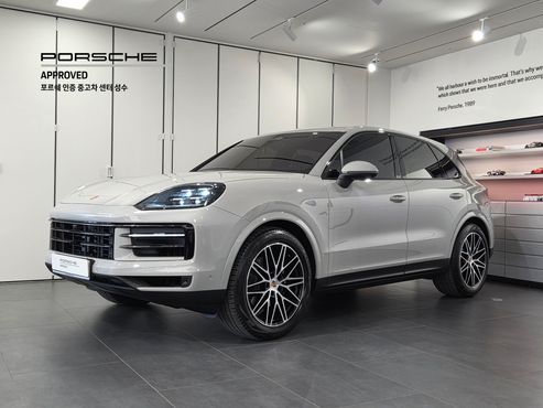 Porsche Cayenne 3.0 — пробег 832 км — фото 1 из 5