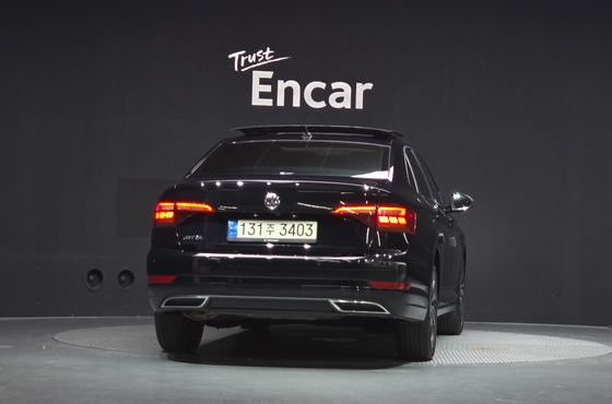 Volkswagen Jetta 1.4 TSI Prestige — пробег 91 021 км — фото 4 из 5