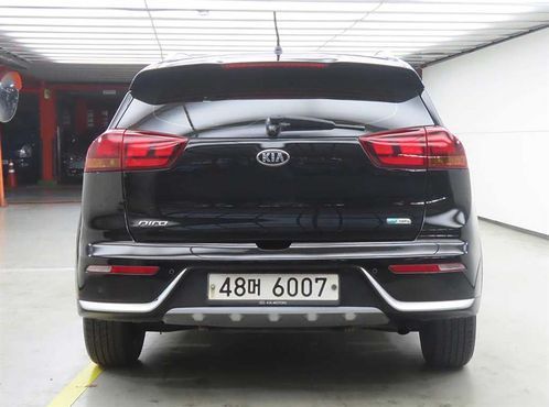 Kia Niro Luxury — пробег 146 993 км — фото 3 из 5