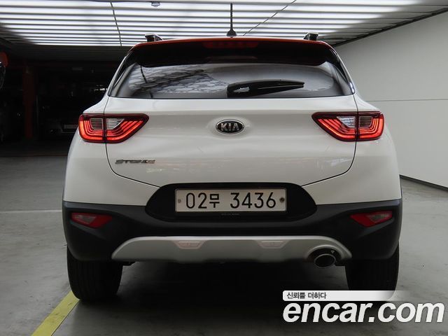 Kia Stonic 1.4 Prestige — пробег 69 769 км — фото 4 из 5