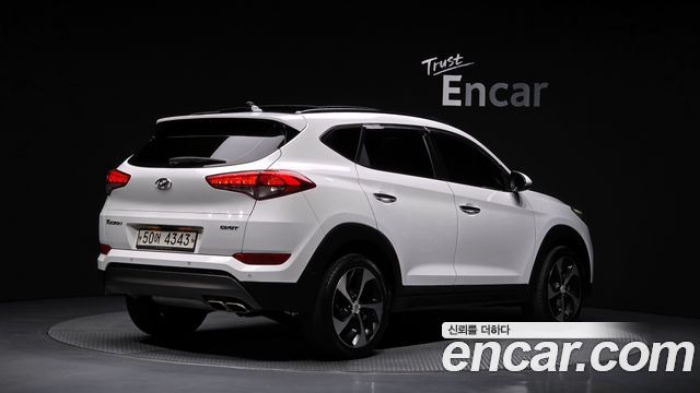 Hyundai Tucson Diesel 2.0 2WD Premium — пробег 127 565 км — фото 2 из 5