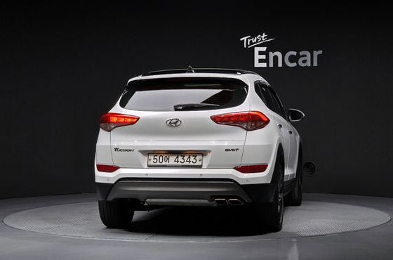Hyundai Tucson Diesel 2.0 2WD Premium — пробег 127 565 км — фото 4 из 5