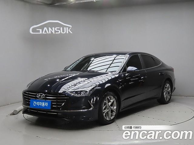 Hyundai Sonata 2.0 Premium Family — пробег 68 450 км — фото 1 из 5
