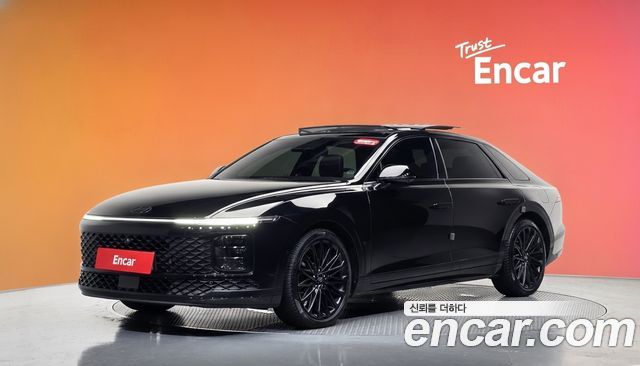 Hyundai Grandeur Calligraphy — пробег 15 051 км — фото 1 из 5