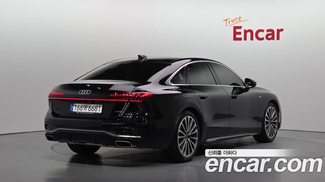 Audi A6 45 TFSI Quattro S Line — пробег 7 050 км — фото 2 из 5
