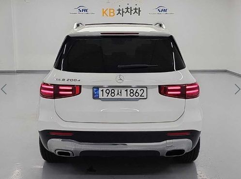 Mercedes-Benz GLB-Class GLB200 d — пробег 38 012 км — фото 3 из 5