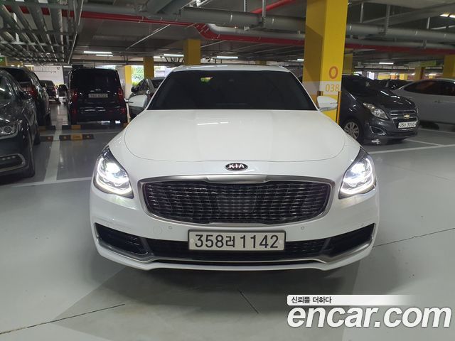 Kia K9 3.8 GDI AWD PlatinumⅡ — пробег 38 000 км — фото 1 из 5