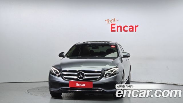 Mercedes-Benz E-Class из Кореи Encar