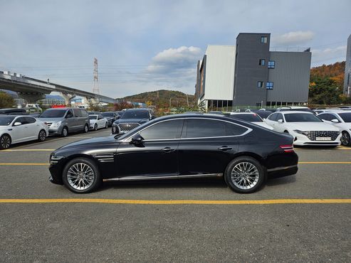 Genesis G80 Gasoline 2.5 Turbo AWD — пробег 4 581 км — фото 3 из 5