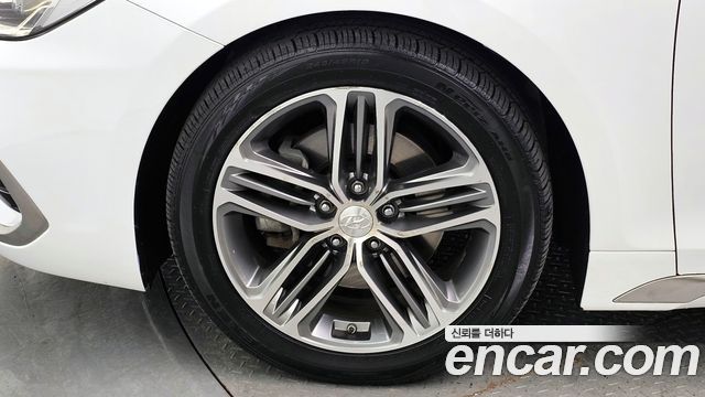 Hyundai Grandeur 2.2 Diesel Premium — пробег 126 146 км — фото 5 из 5