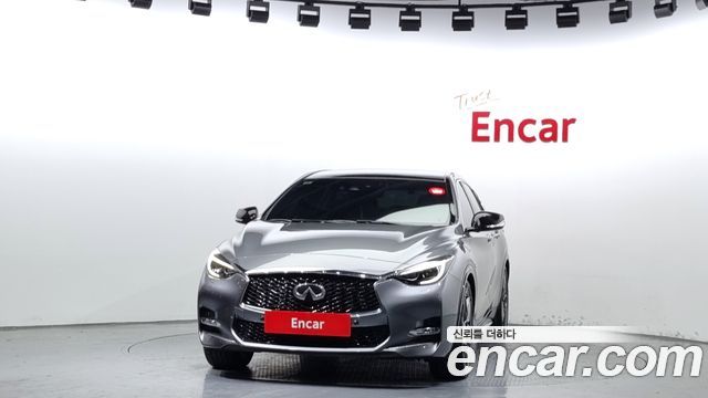 Infiniti Q30 из Кореи Encar