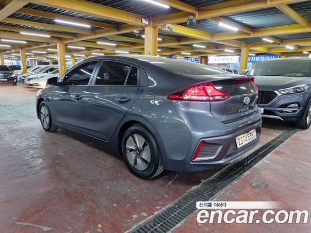 Hyundai Ioniq из Кореи Encar