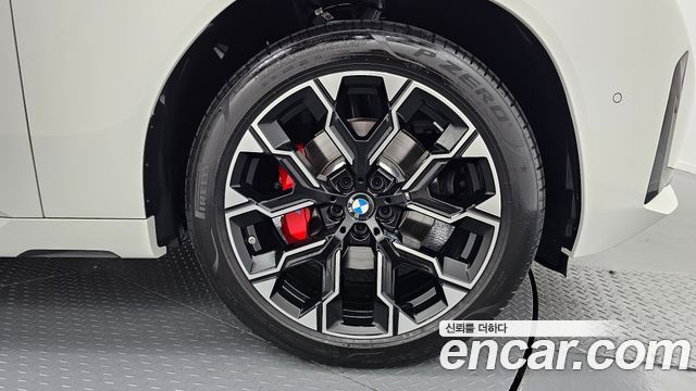 BMW X3 xDrive 20 M Sport Pro — пробег 7 375 км — фото 5 из 5