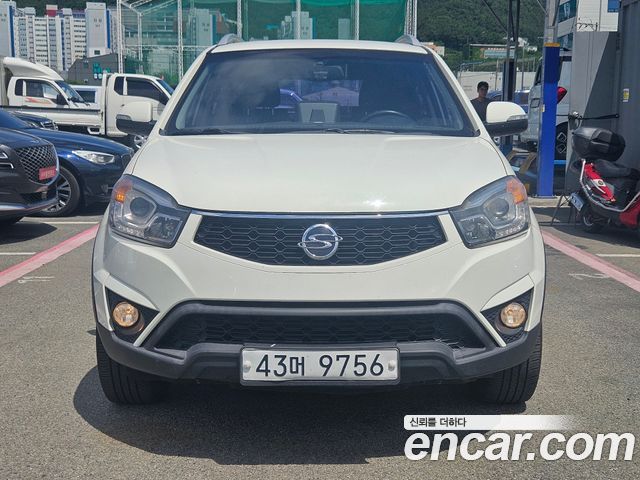 Ssangyong KORANDO 2.0 CVT 2WD Deluxe — пробег 187 698 км — фото 1 из 5