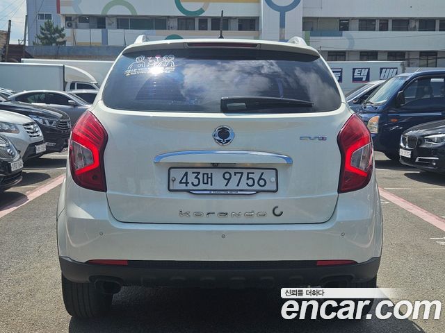 Ssangyong KORANDO 2.0 CVT 2WD Deluxe — пробег 187 698 км — фото 4 из 5