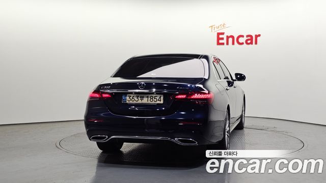 Mercedes-Benz E-Class из Кореи Encar
