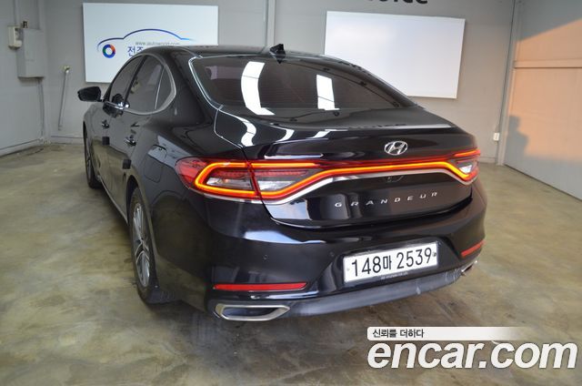 Hyundai Grandeur из Кореи Encar