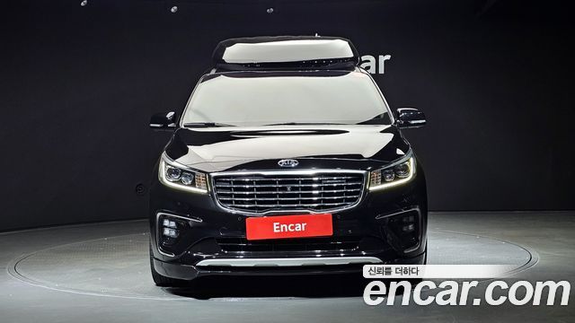 Kia Carnival 7-Seater Hi-Limousine VIP — пробег 110 434 км — фото 3 из 5