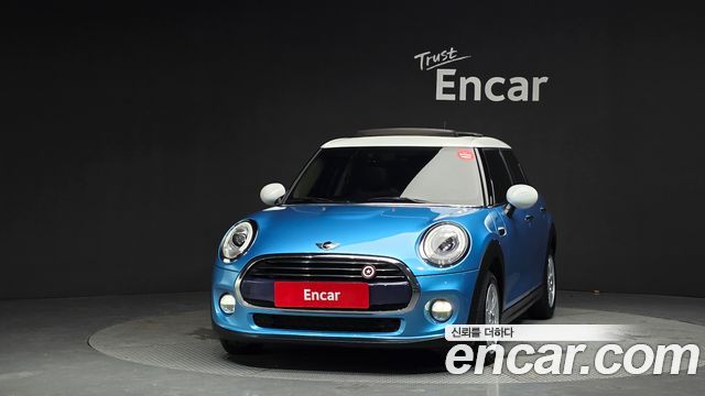 Mini Cooper 5Door Mid 3rd — пробег 135 269 км — фото 3 из 5