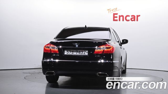 Hyundai Genesis из Кореи Encar