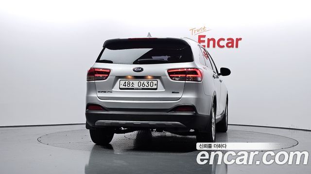 Kia Sorento Diesel 2.0 2WD Prestige — пробег 99 864 км — фото 4 из 5
