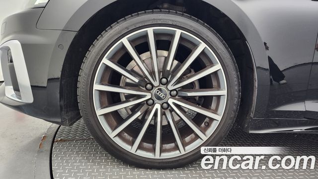 Audi A5 40 TFSI Quattro Premium Sportback — пробег 56 392 км — фото 5 из 5