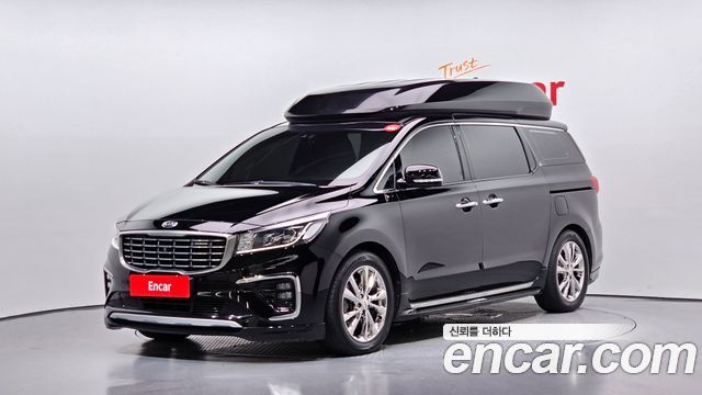Kia Carnival Gasoline 9-Seater Hi-Limousine Noblesse Special — пробег 161 064 км — фото 1 из 5