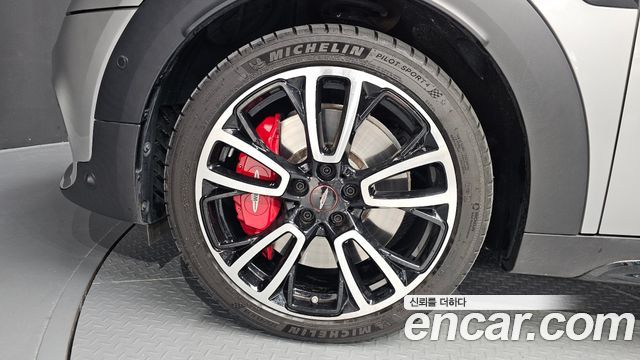 Mini Countryman JCW Launch Pack 2nd Gen — пробег 18 338 км — фото 5 из 5