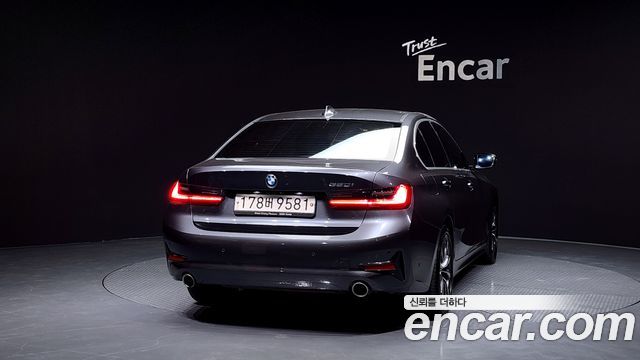 BMW 3-Series из Кореи Encar