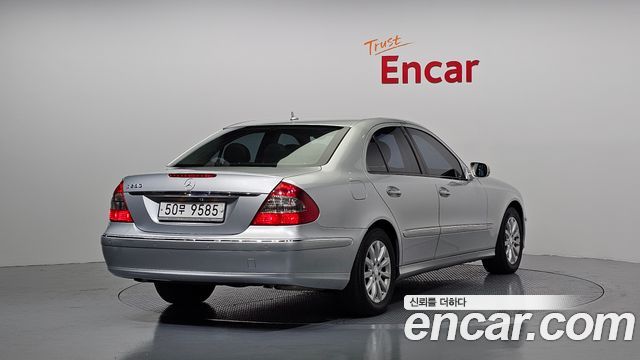 Mercedes-Benz E-Class из Кореи Encar