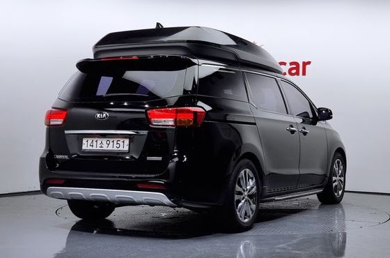Kia Carnival 9-seater Hi-Limousine Prestige — пробег 177 931 км — фото 2 из 5
