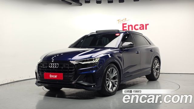 Audi Q8 55 TFSI Quattro Premium — пробег 43 218 км — фото 1 из 5
