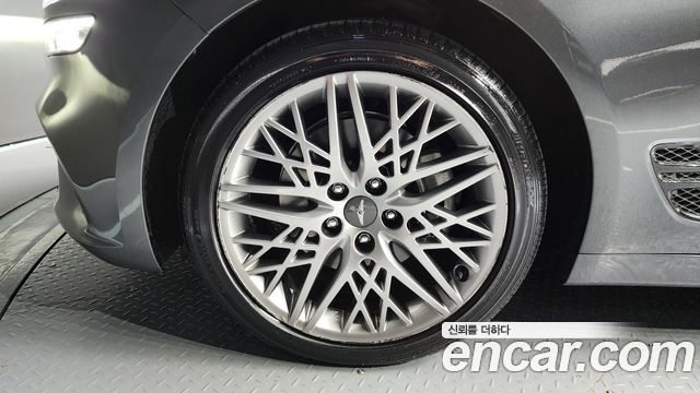 Genesis G70 из Кореи Encar