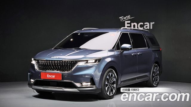 Kia Carnival 9-Seater Signature — пробег 77 467 км — фото 1 из 5