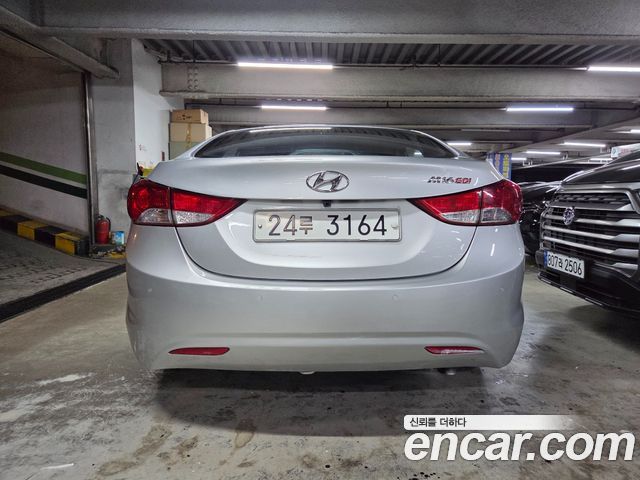 Hyundai AVANTE M16 GDI Luxury — пробег 119 521 км — фото 4 из 5