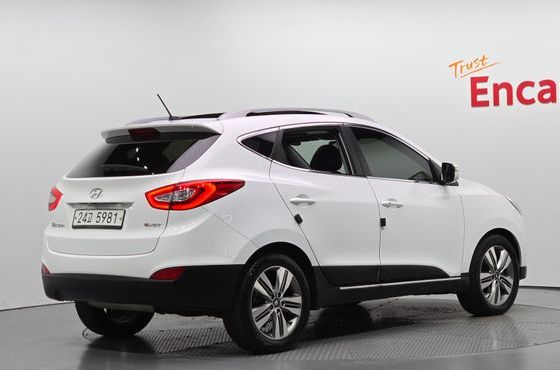 Hyundai Tucson Diesel(e-VGT) 2WD Modern — пробег 98 075 км — фото 2 из 5