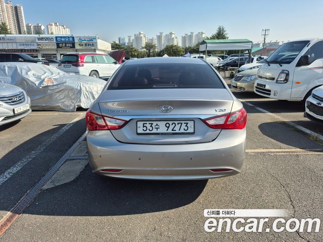 Hyundai Sonata Premier Deluxe — пробег 139 024 км — фото 5 из 5