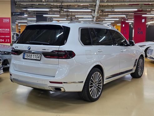 BMW X7 xDrive 40i Design Pure Excellence 6-Seater — пробег 29 550 км — фото 2 из 5