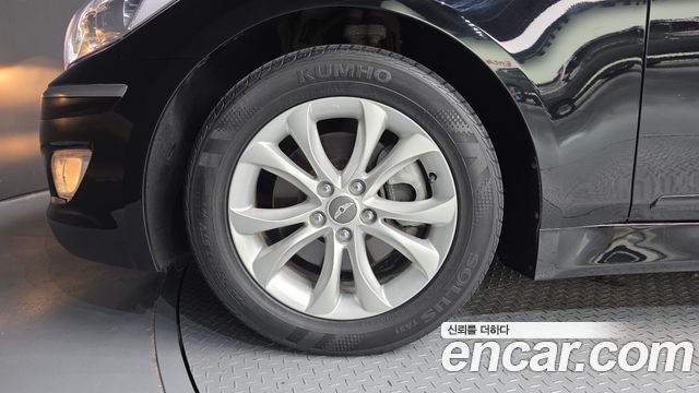 Hyundai Genesis из Кореи Encar