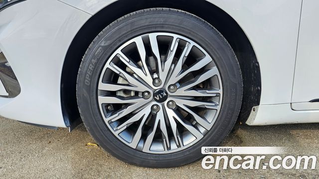 Kia K7 из Кореи Encar