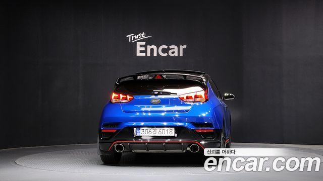 Hyundai Veloster 1.6 Turbo Sport Core — пробег 73 940 км — фото 4 из 5
