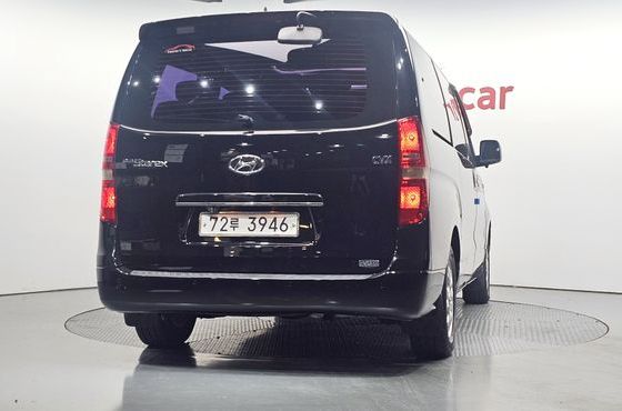 Hyundai Starex 11-Seater Wagon CVX Premium — пробег 107 316 км — фото 4 из 5